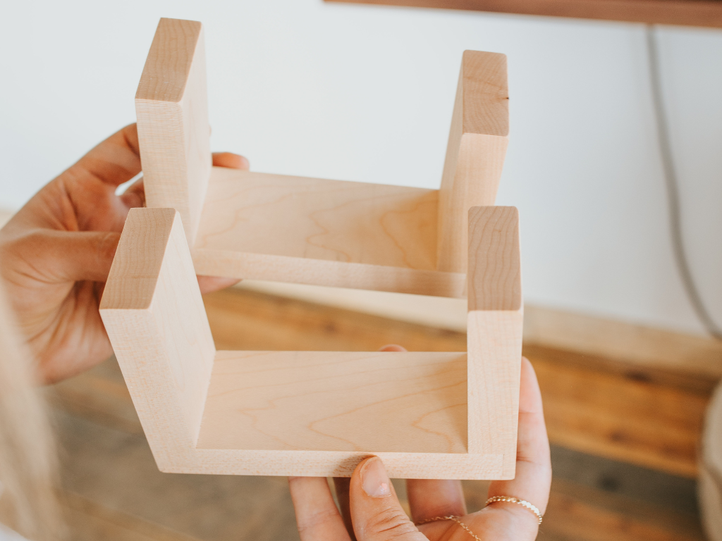 Flip Record Display Shelf